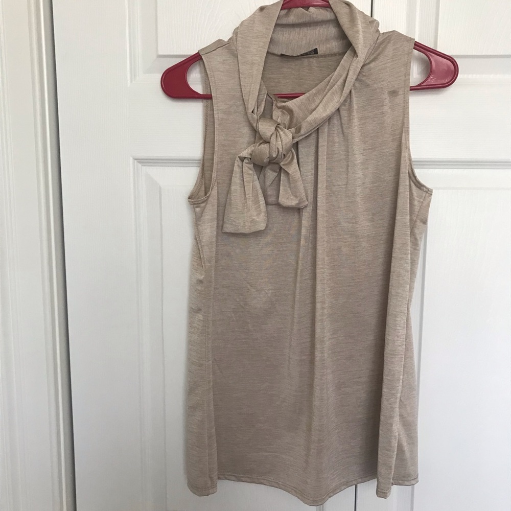 JM Fleurette Beige Top Size Large